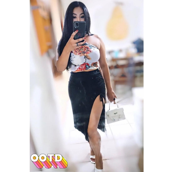 High Waisted Black Slit Skirt | Stretchy Bodycon Midi Skirt w/ Adjustable String - Picture 7 of 7